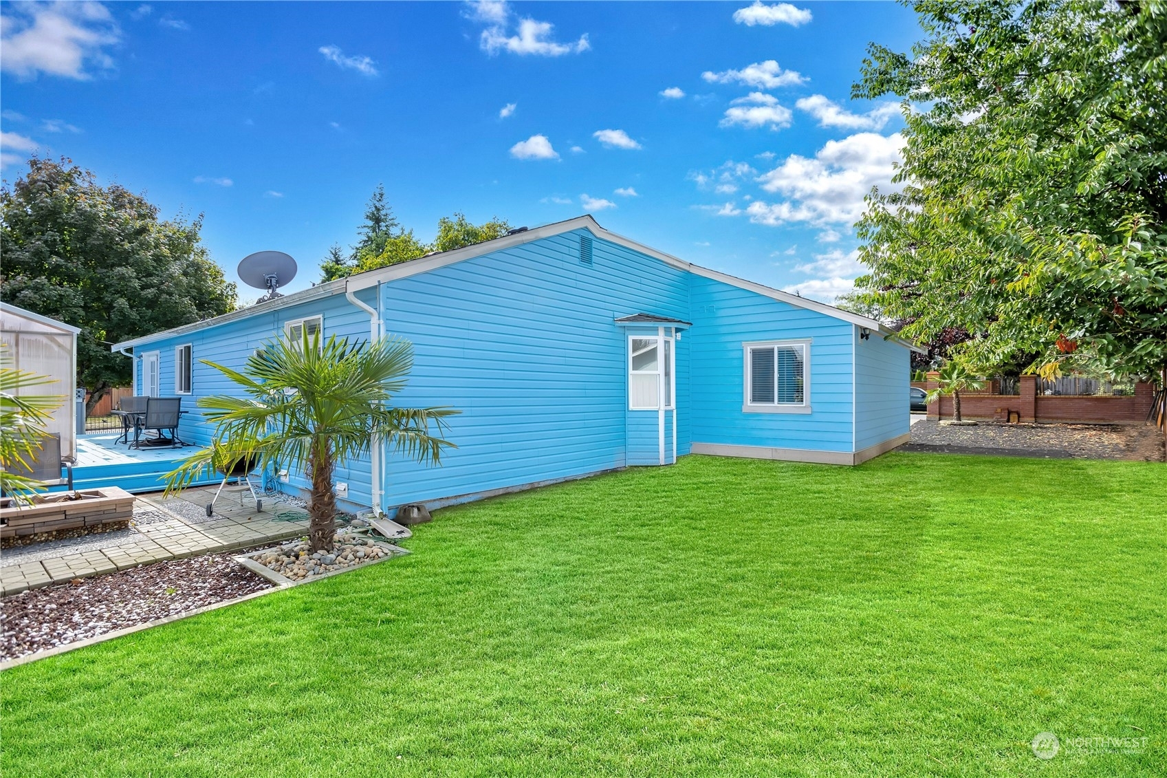 Property Photo:  5301 Stonegate Avenue NE  WA 98422 