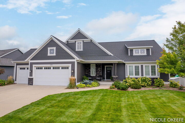 1390 Tufton Drive SW  Byron Center MI 49315 photo