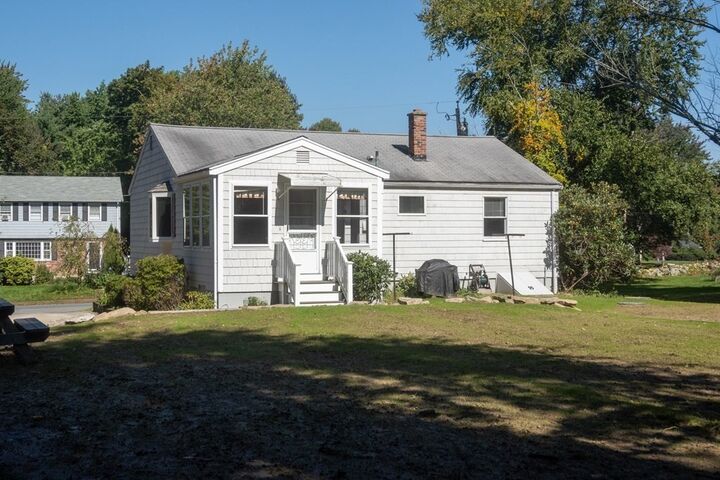 Property Photo:  441 Chamberlain St  MA 01746 