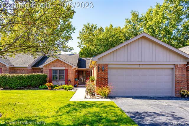 Property Photo:  7253 Huntcliff 157  MI 48322 