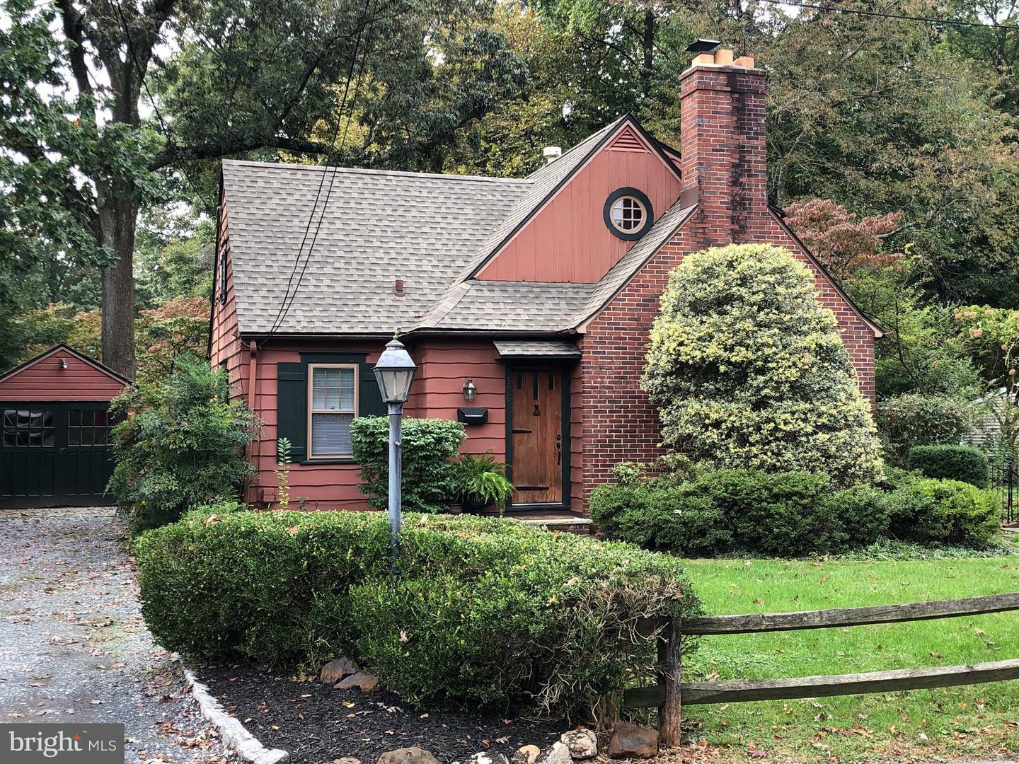 Property Photo: 706 Maple Court NJ 08057