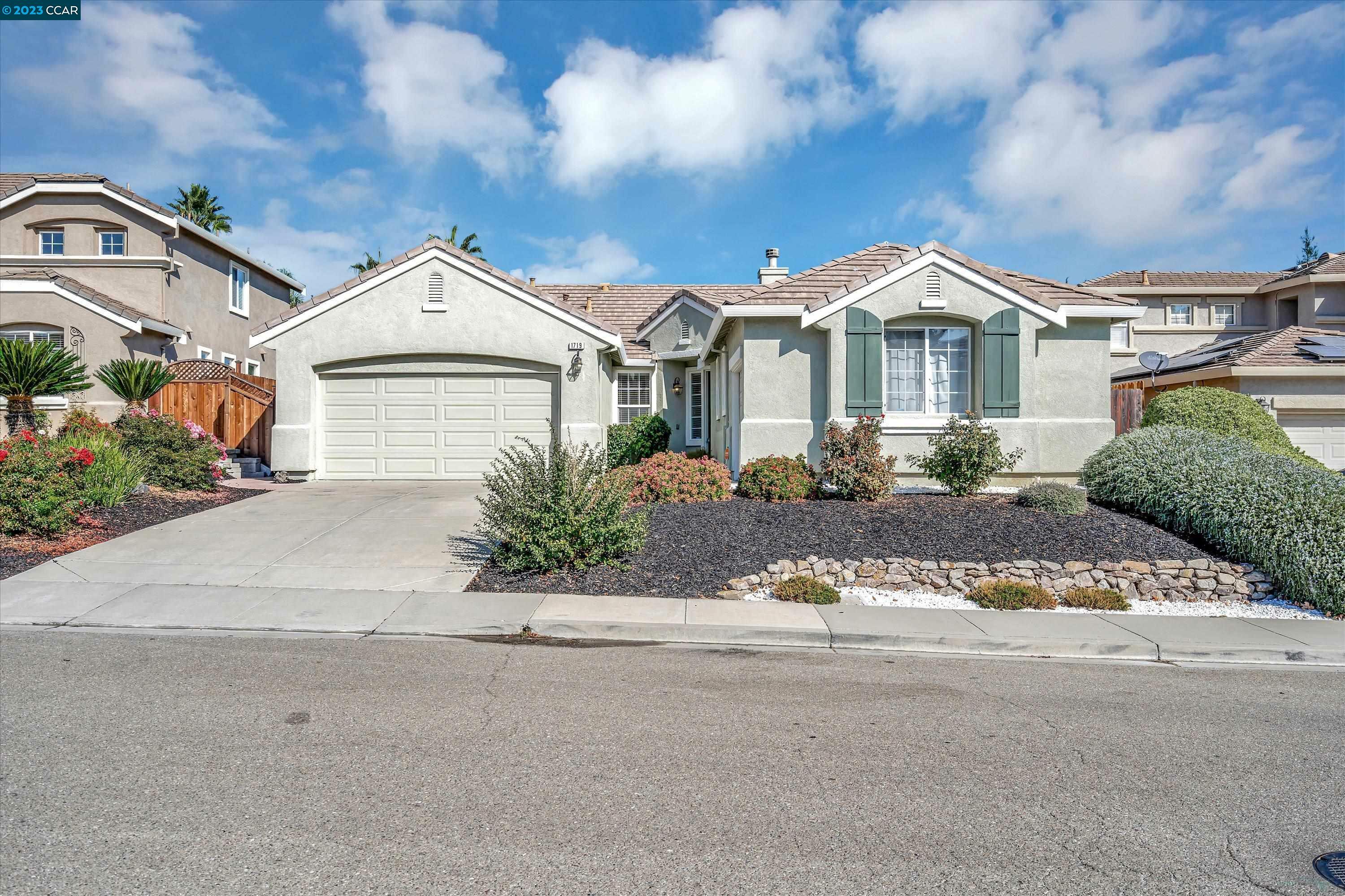 Property Photo:  1719 Kern Mountain Way  CA 94531 