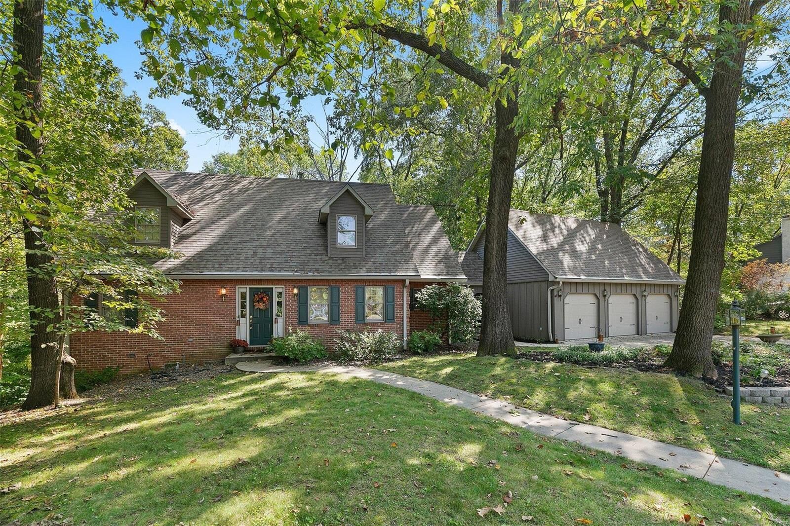 Property Photo: 29 Forest Glen Drive IL 62223