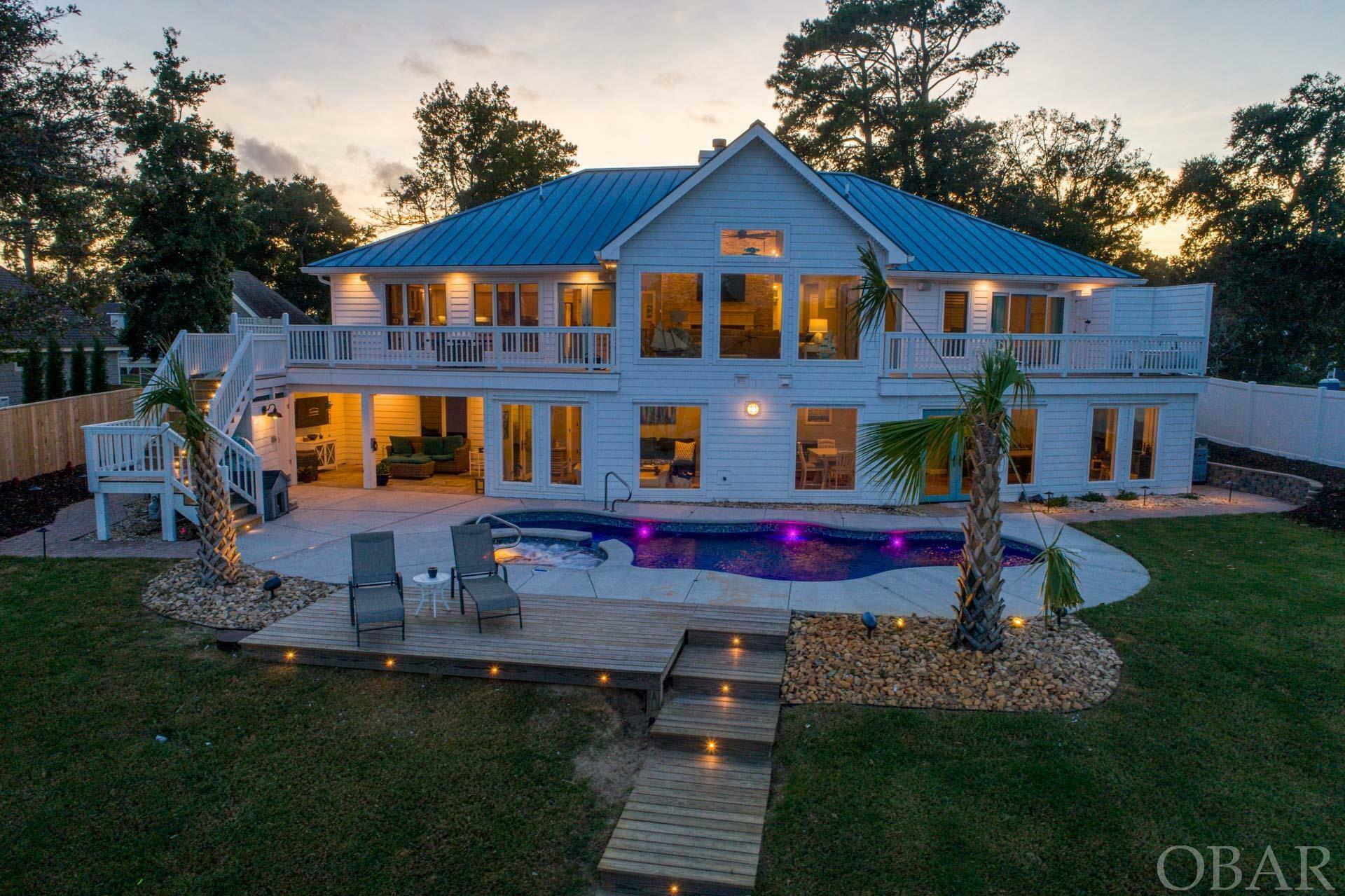 Property Photo:  6077 Martins Point Road  NC 27949 