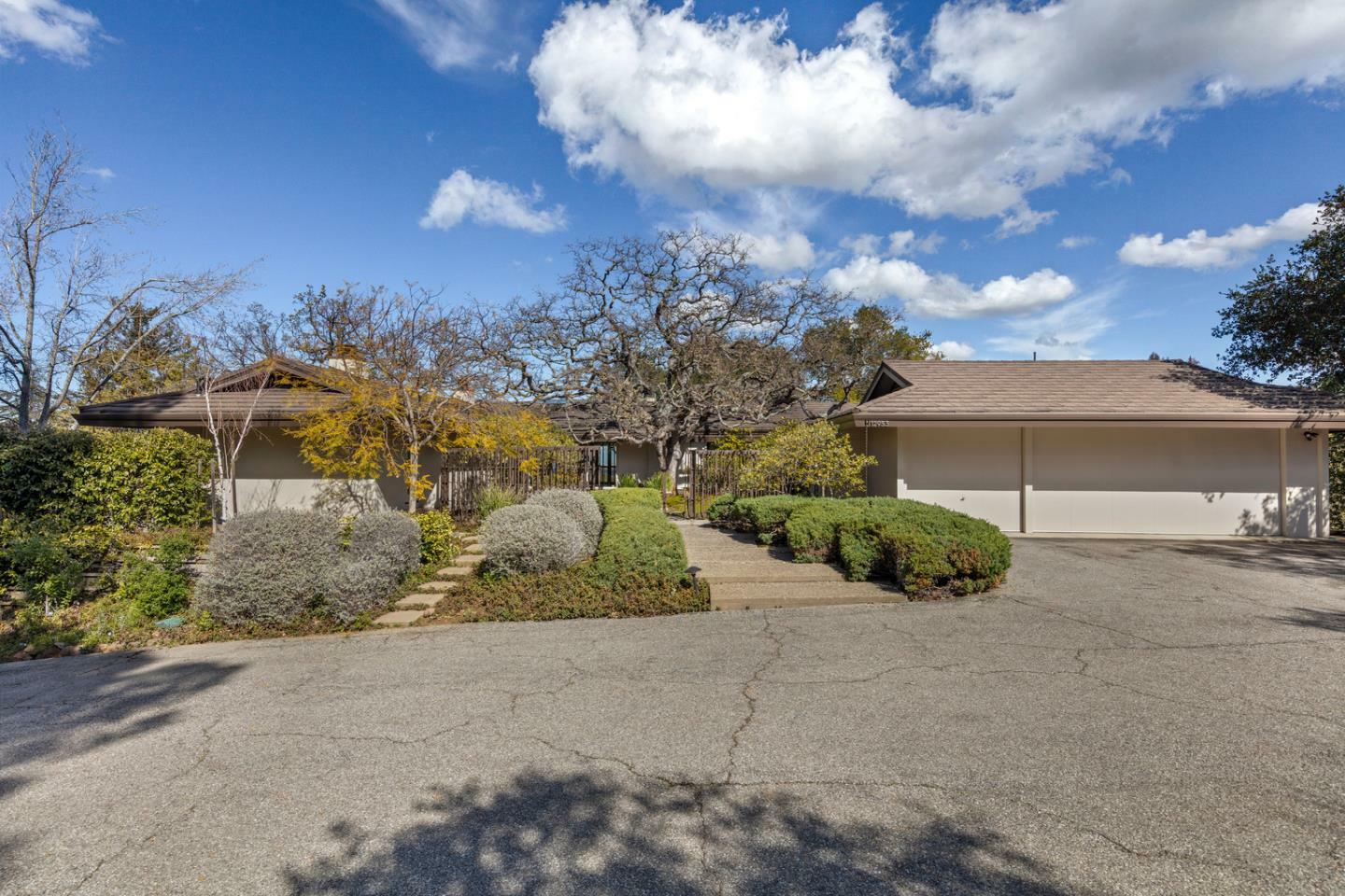 12953 W Sunset  Los Altos Hills CA 94022 photo