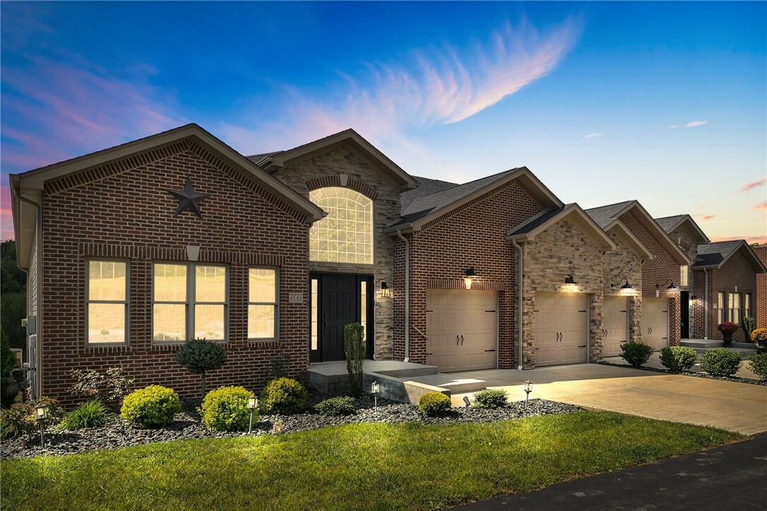 Property Photo: 2722 Clay Pike PA 15642