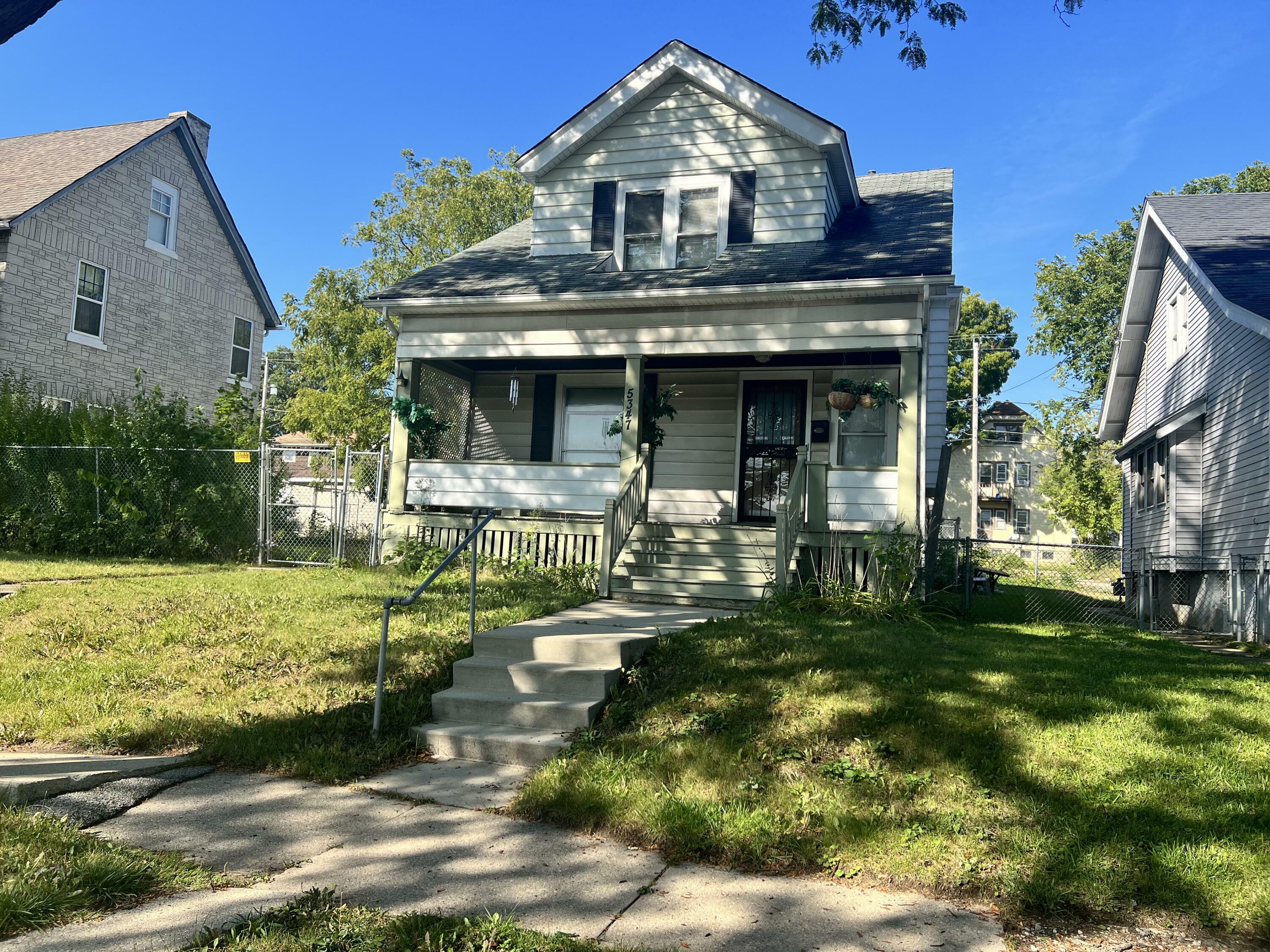 Property Photo: 5347 N 34th St WI 53209