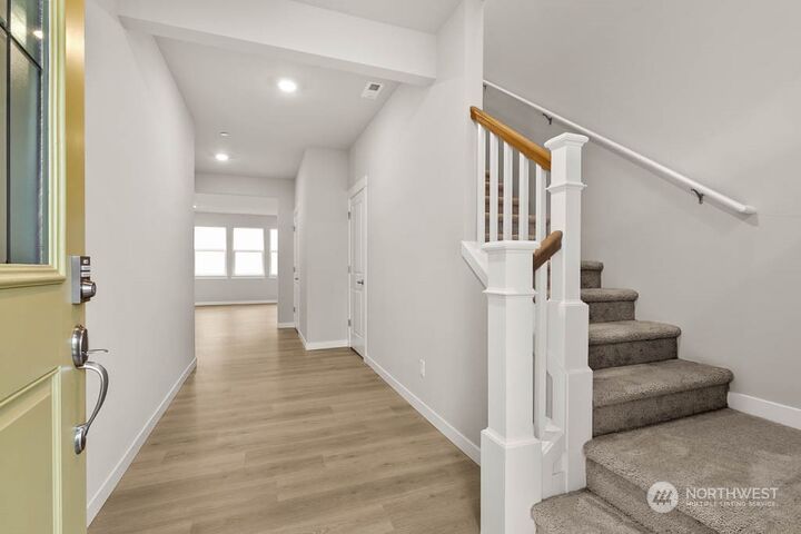 Property Photo: 2725 193rd Place SE F6 WA 98012