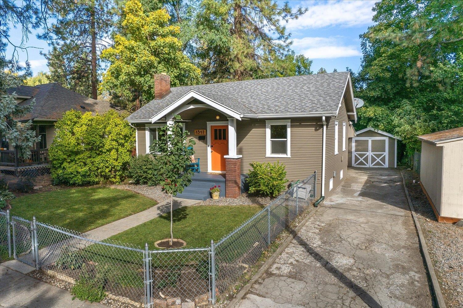 Property Photo: 1317 E 16th Ave WA 99203