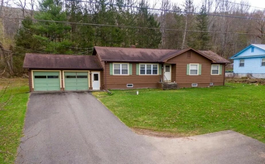 Property Photo:  5362 County Road 32  NY 13815 