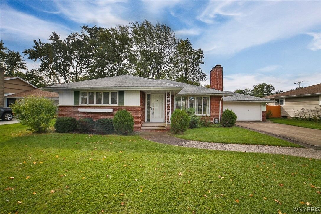 Property Photo:  1506 Red Jacket Road  NY 14072 