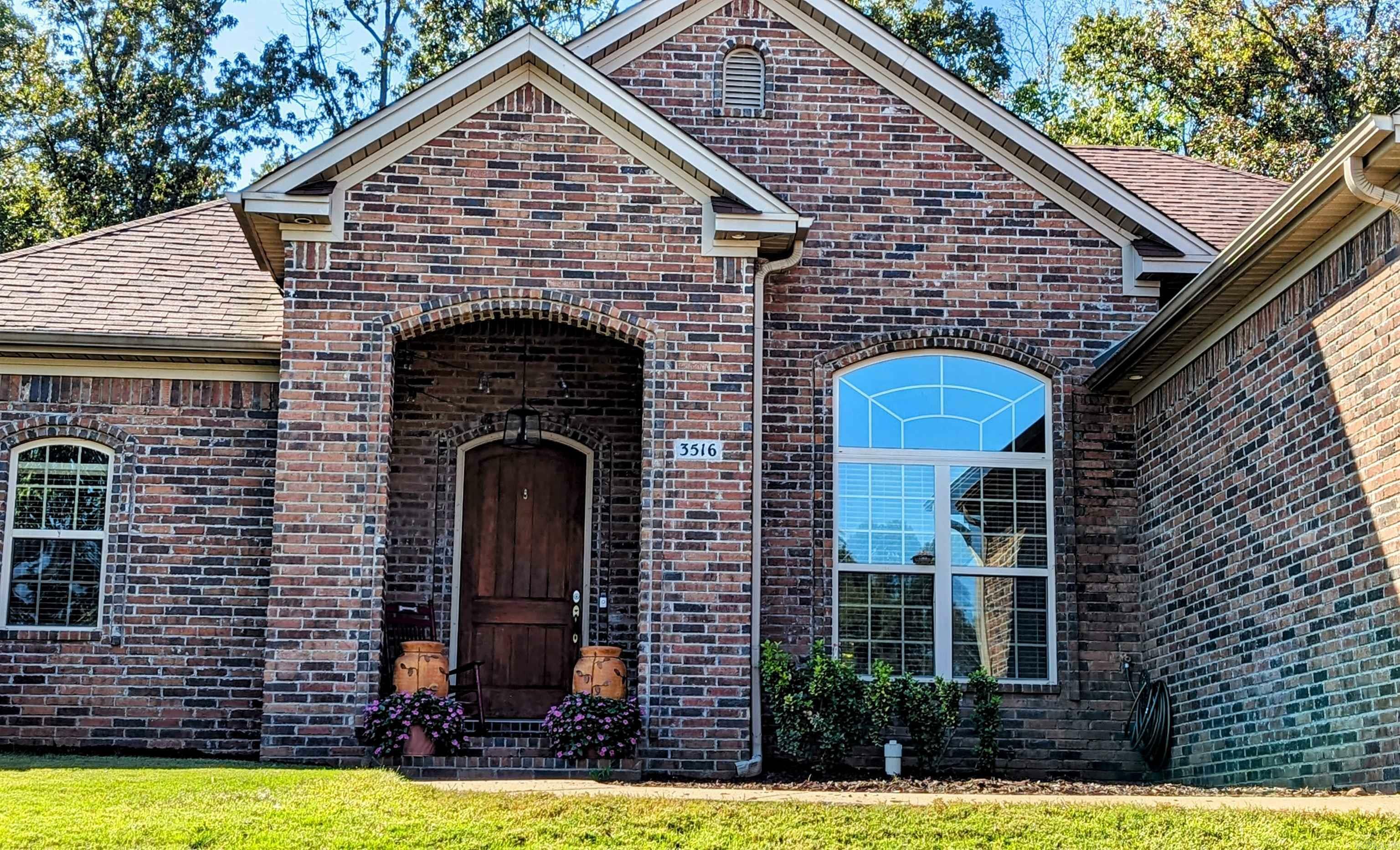 Property Photo:  3516 Clover Hill Ln  AR 72015 