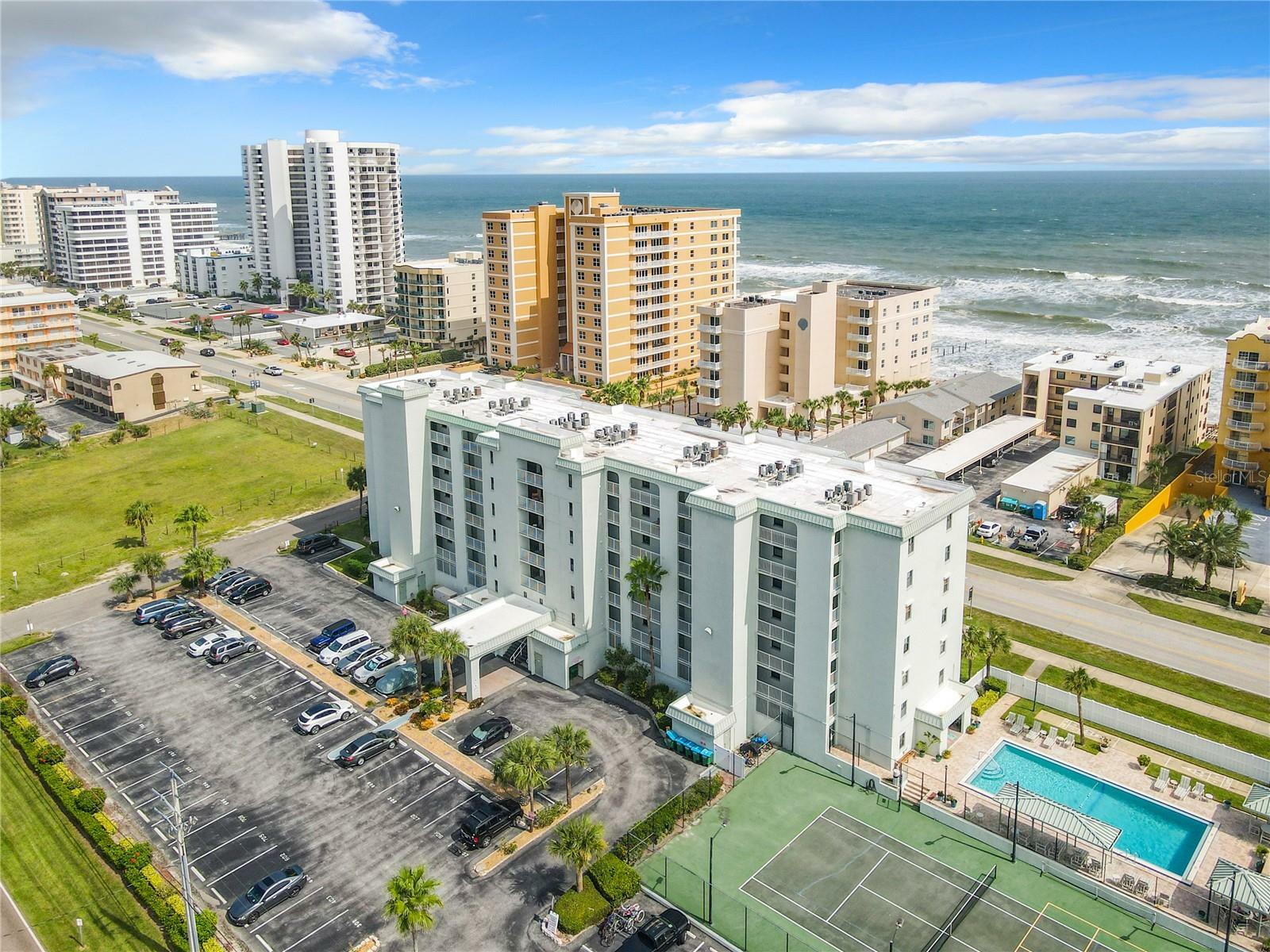 Property Photo:  3800 S Atlantic Avenue 404  FL 32118 