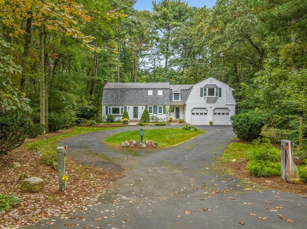 Property Photo:  4 Woodside Road  MA 01701 