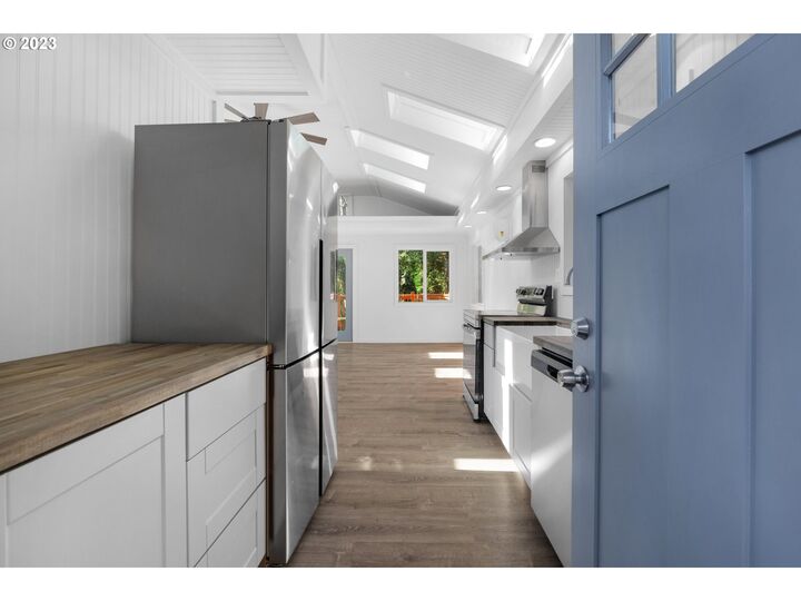 House for sale in Cannon Beach 572 Old Cannon Beach Rd, Cannon Beach