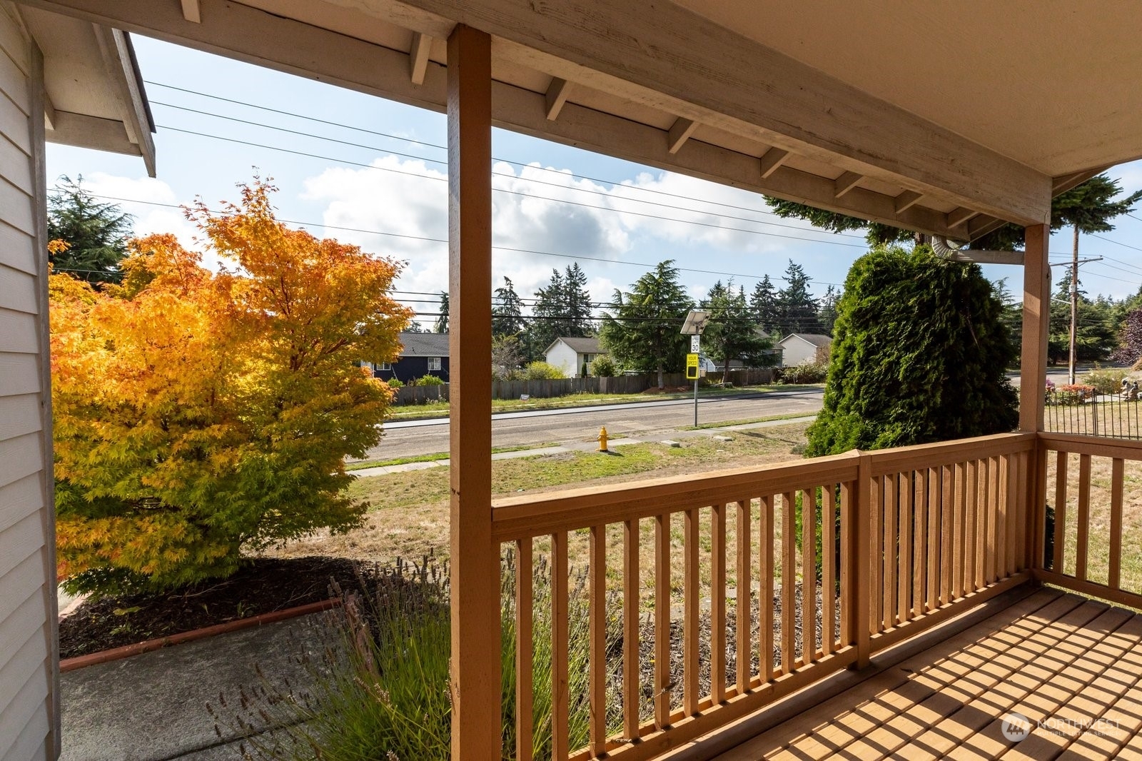 Property Photo:  680 W Whidbey Avenue  WA 98277 