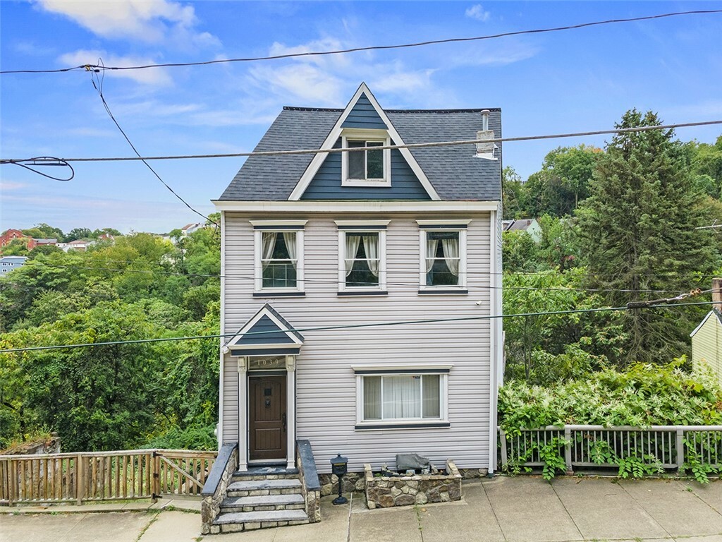 Property Photo:  1039 Arlington Ave  PA 15203 