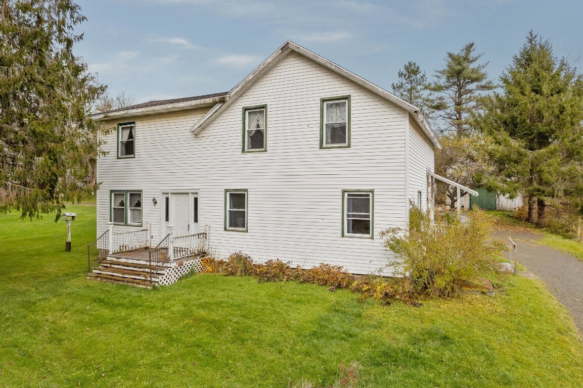 Property Photo:  1665 State Highway 220  NY 13801 