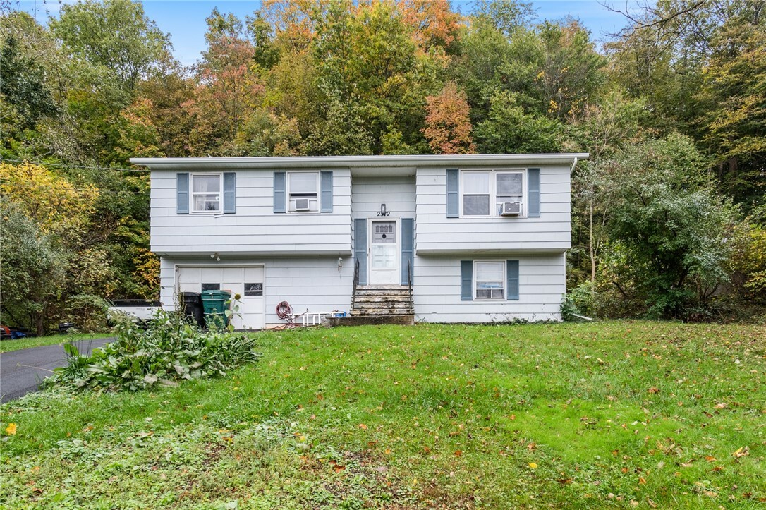 Property Photo:  2372 Cornwall Drive  NY 14502 