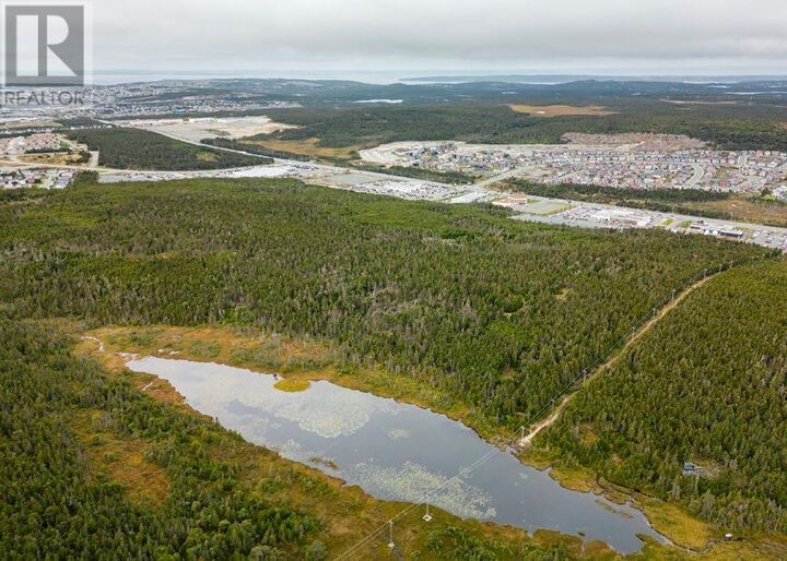 Property Photo:  543 Kenmount Road  NL A1B 1W1 