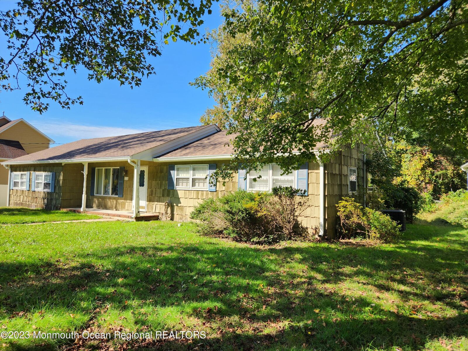 Property Photo:  112 Euclid Avenue  NJ 07747 