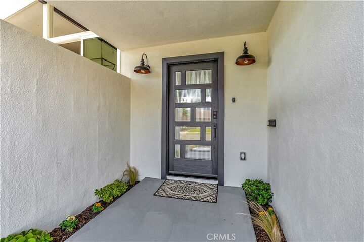 Property Photo:  17421 Alta Vista Circle  CA 92647