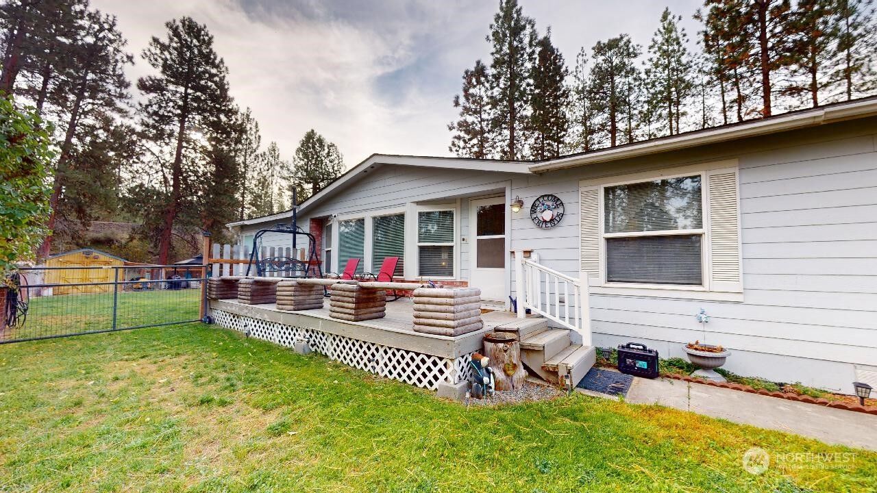 3 bed Tonasket home for sale 1 Mountain View, Tonasket, WA 98855