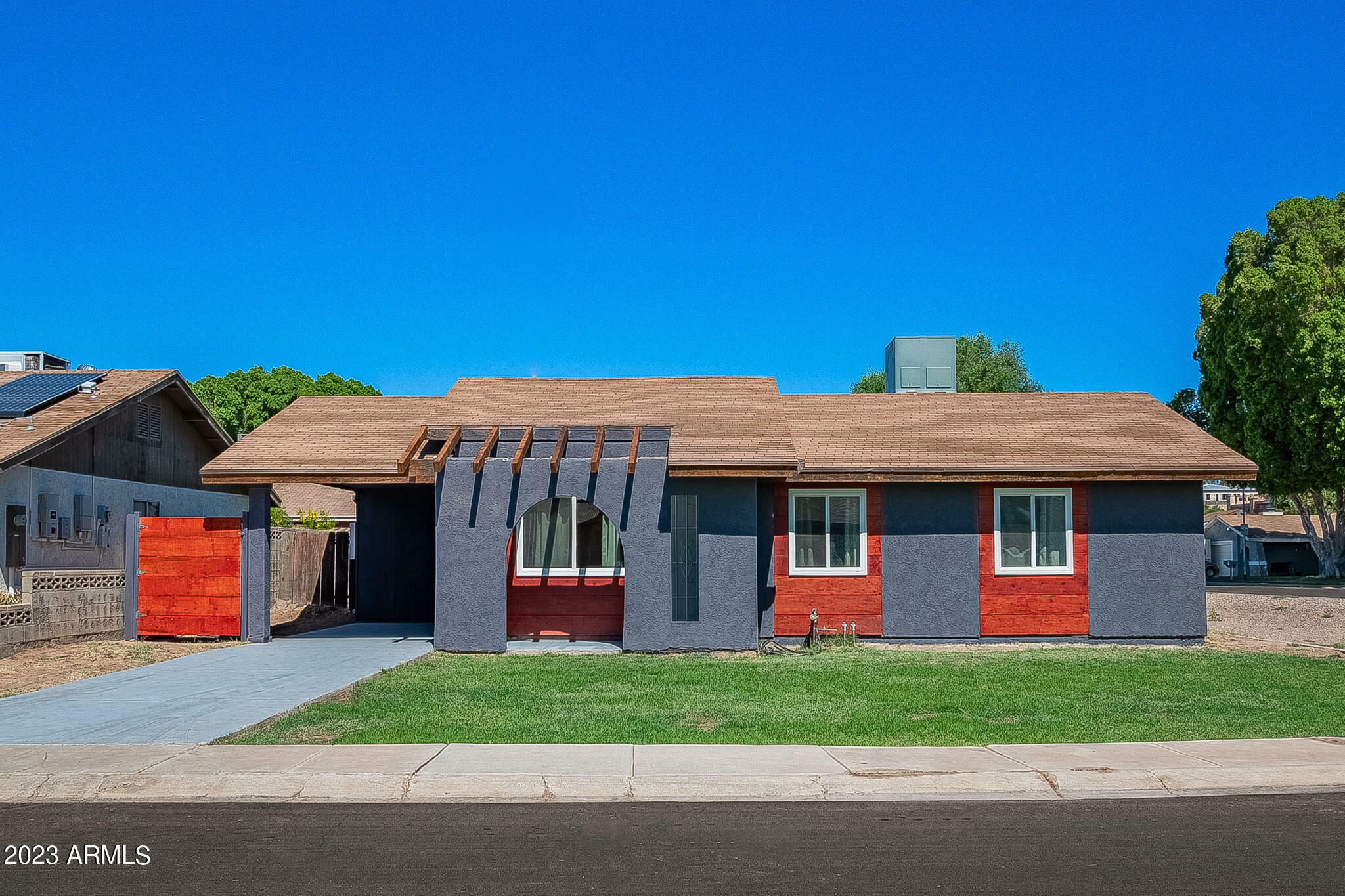 Property Photo:  1726 W Camino Otero --  AZ 85364 