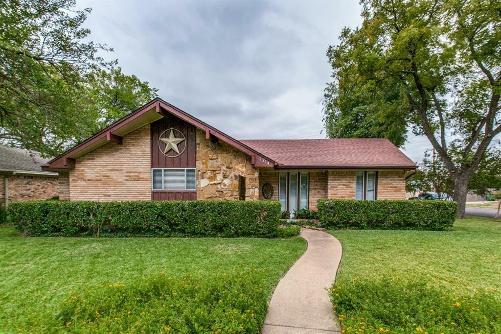 Property Photo:  1214 Vicksburg Drive  TX 75041 