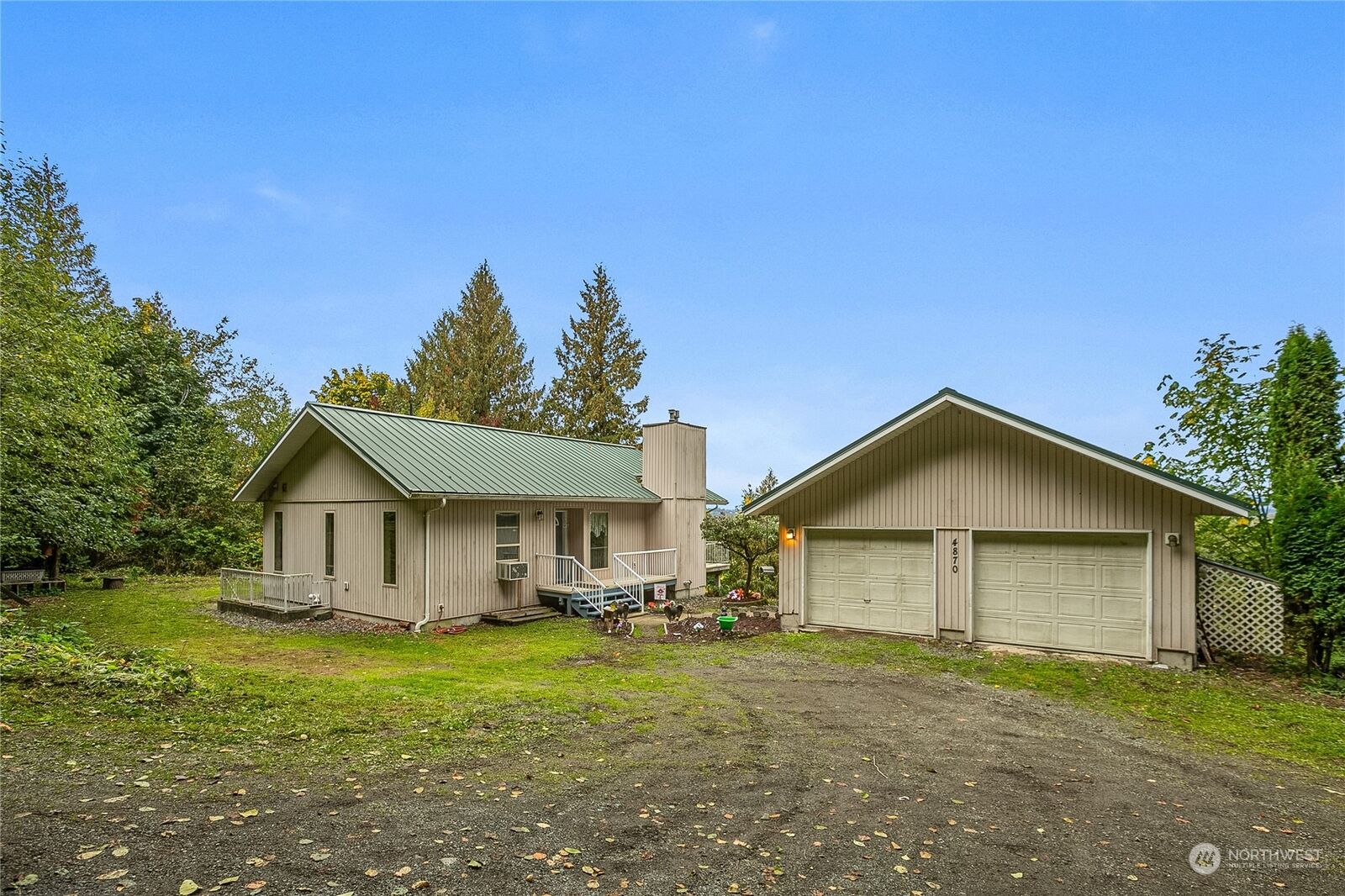 House for sale in Sumas 4870 Eagle Roost Drive, Sumas, WA 98295