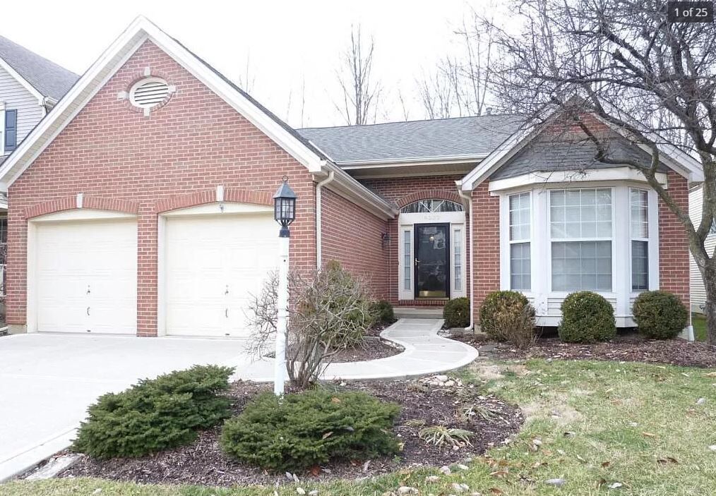 Property Photo:  9332 Carriage Run Cir  OH 45140 