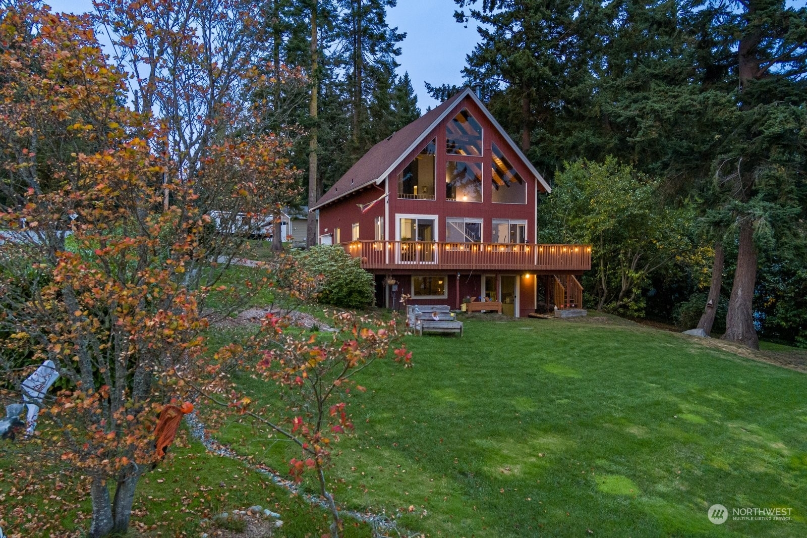 Property Photo:  2026 Rockcress Lane  WA 98277 