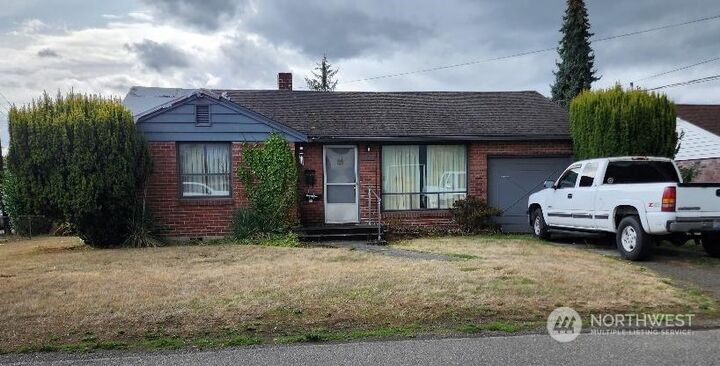 4735 S Bennett Street  Seattle WA 98118 photo