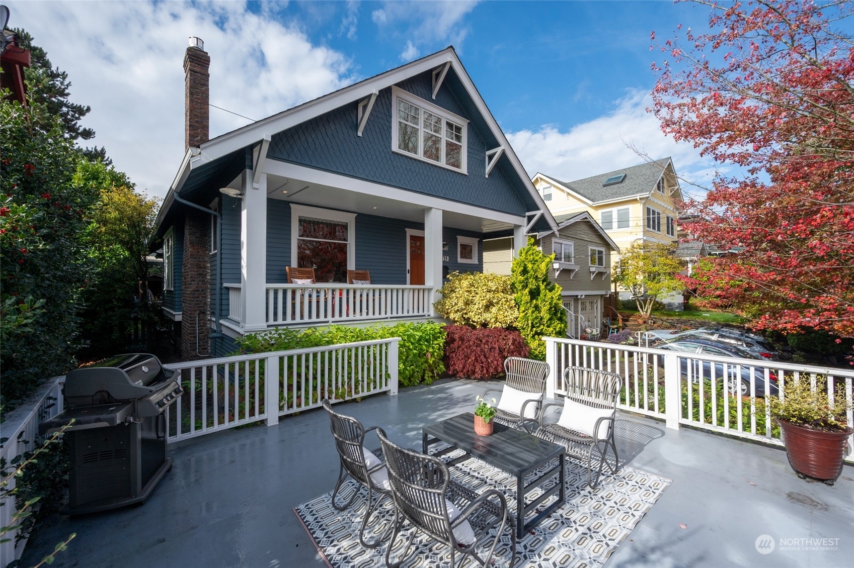 Property Photo: 3719 Meridian Avenue N WA 98103