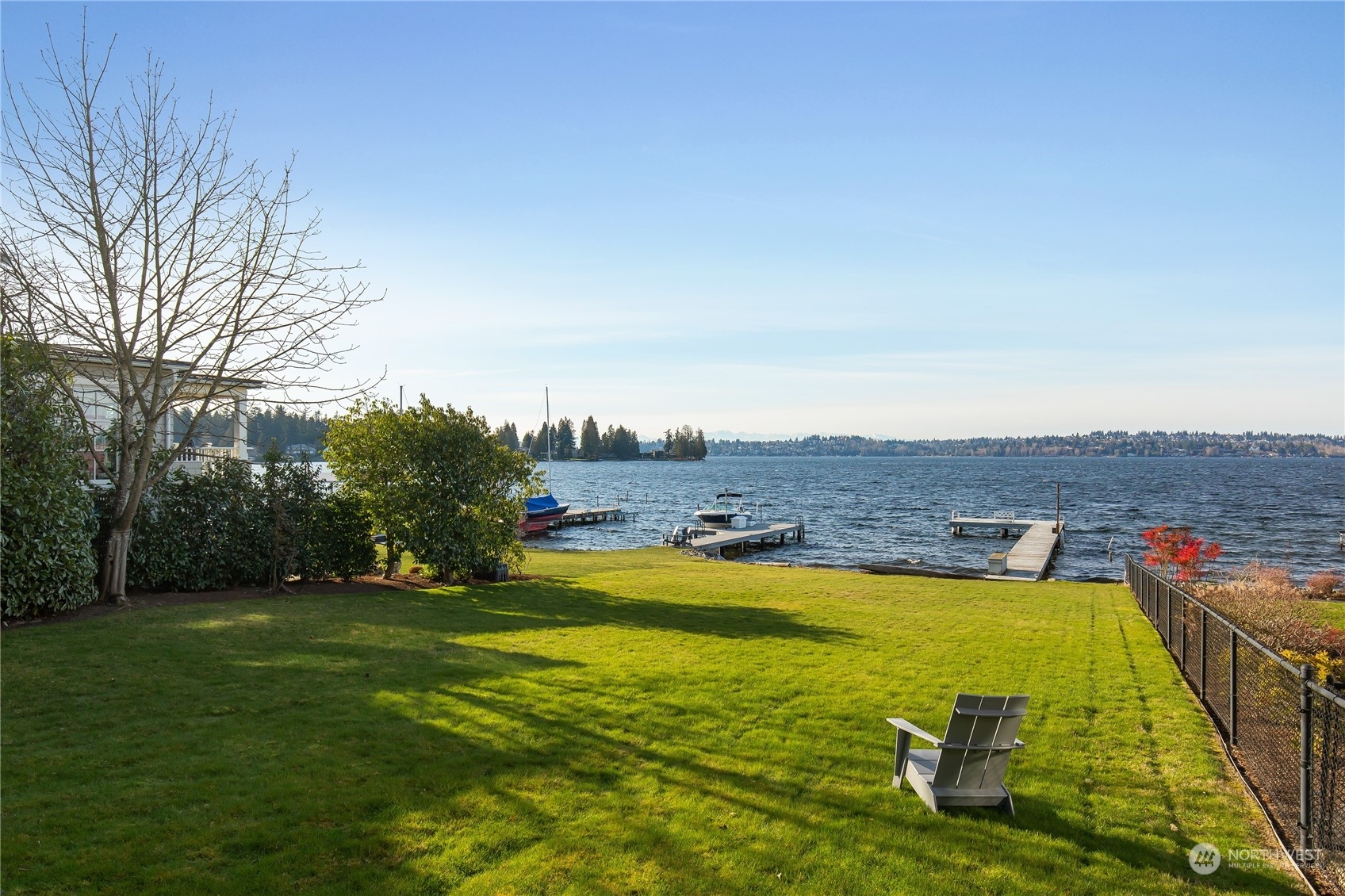 Property Photo:  4609 92nd Avenue NE  WA 98004 