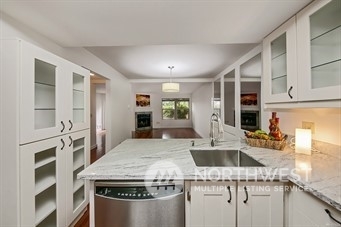 Property Photo:  10015 NE 12th Street 114  WA 98004 