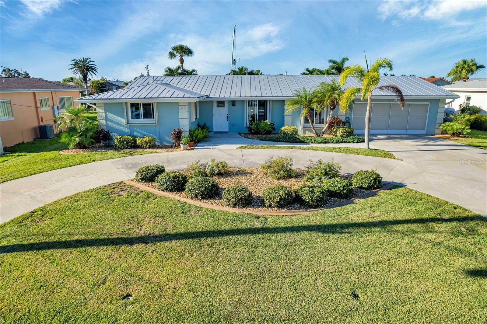 Property Photo:  117 Leland Street SE  FL 33952 