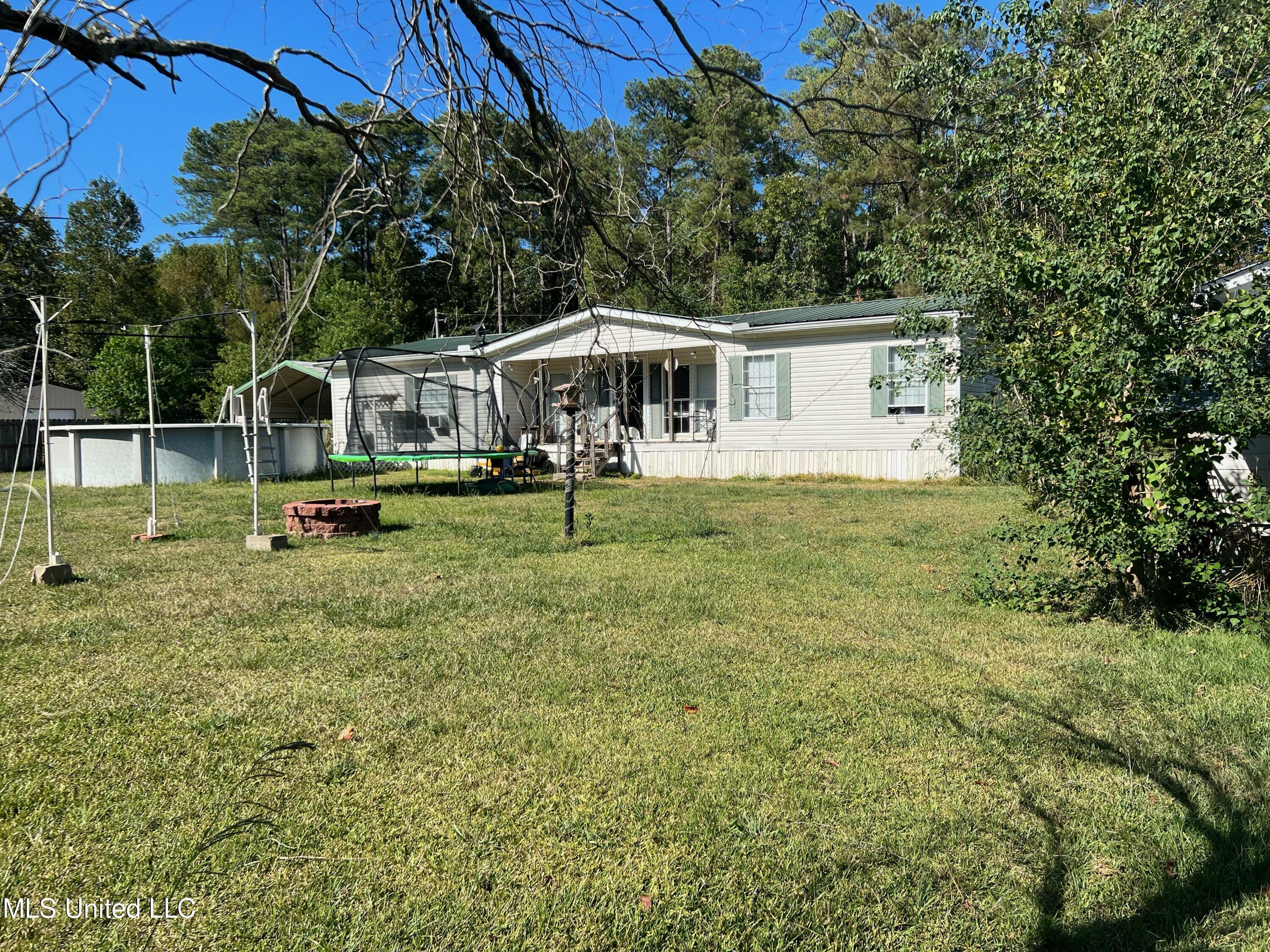 116 Lakeshore Road  Pelahatchie MS 39145 photo