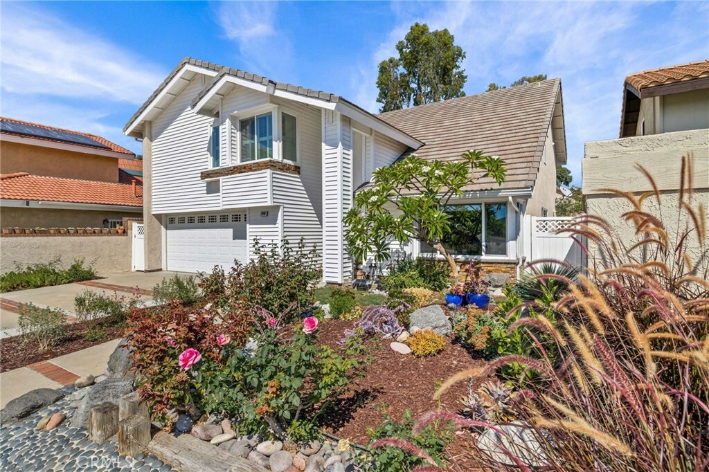 Property Photo:  36 Choate  CA 92620 