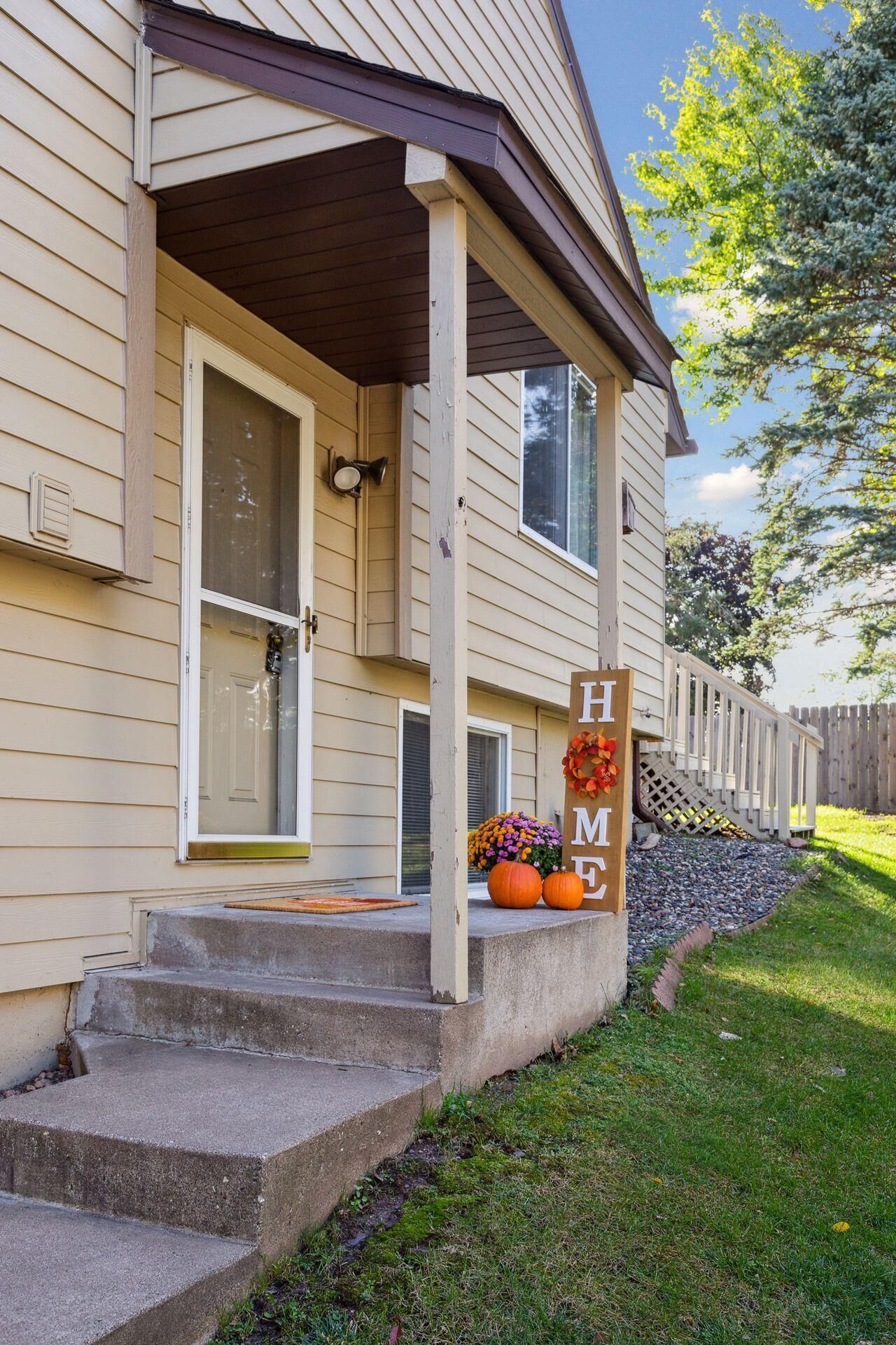 Property Photo:  1623 Upper Afton Road C  MN 55106 