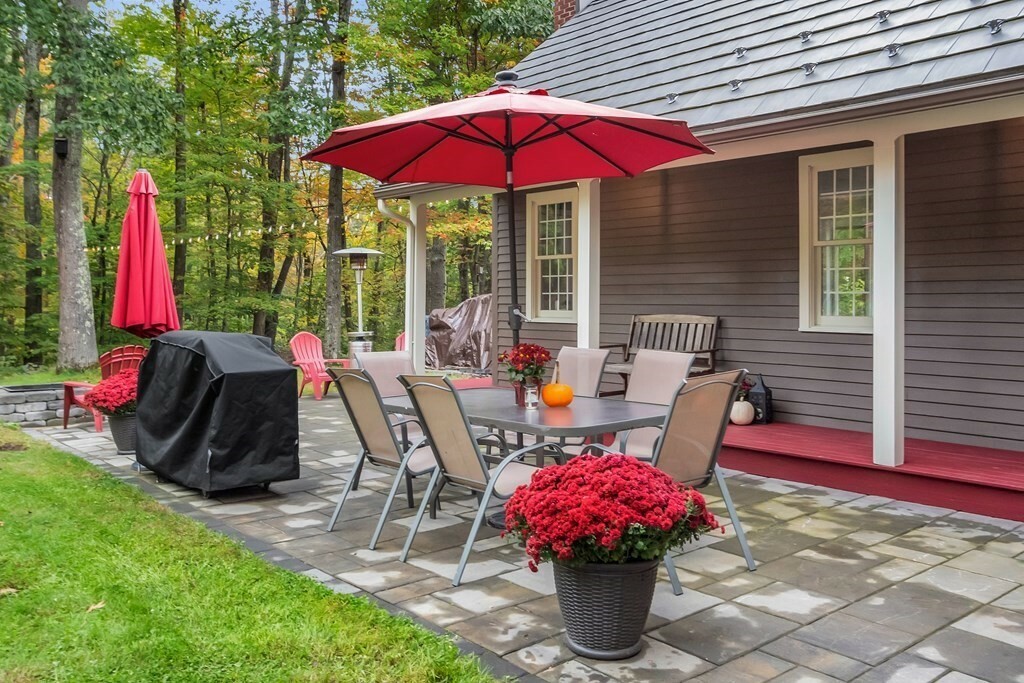 Property Photo: 22 High St MA 01430