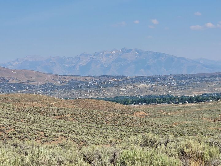 Property Photo: 4 Katharine'S Way NV 89801