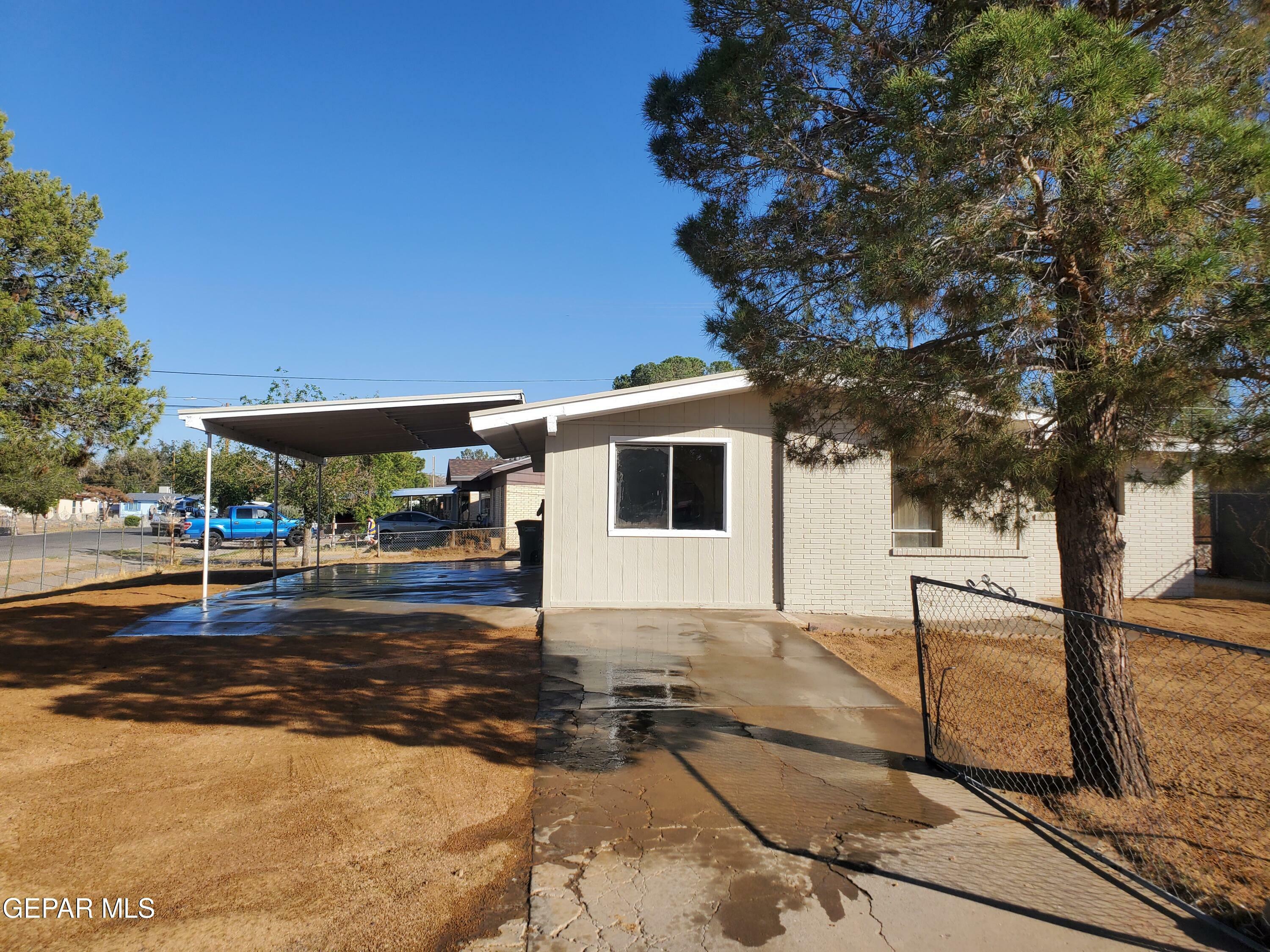 Property Photo:  300 Maricela Drive  TX 79915 