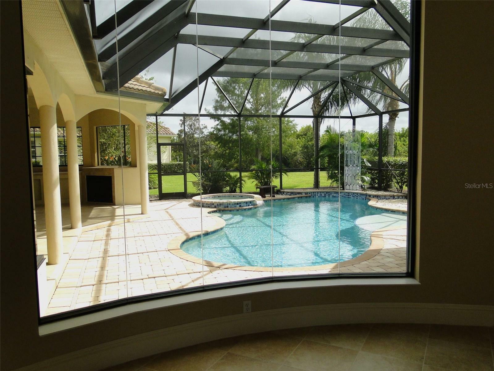 Property Photo:  7205 Desert Ridge Glen  FL 34202 