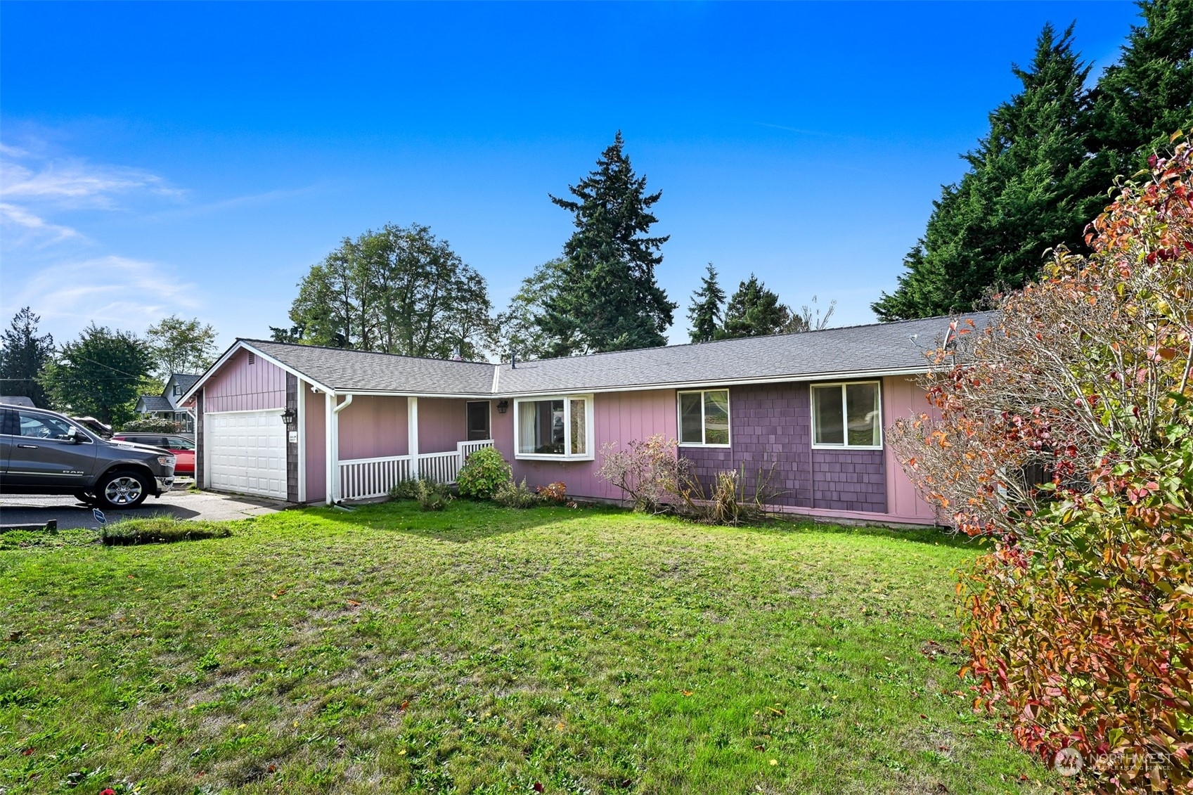 Property Photo:  2305 N Laventure Road  WA 98273 