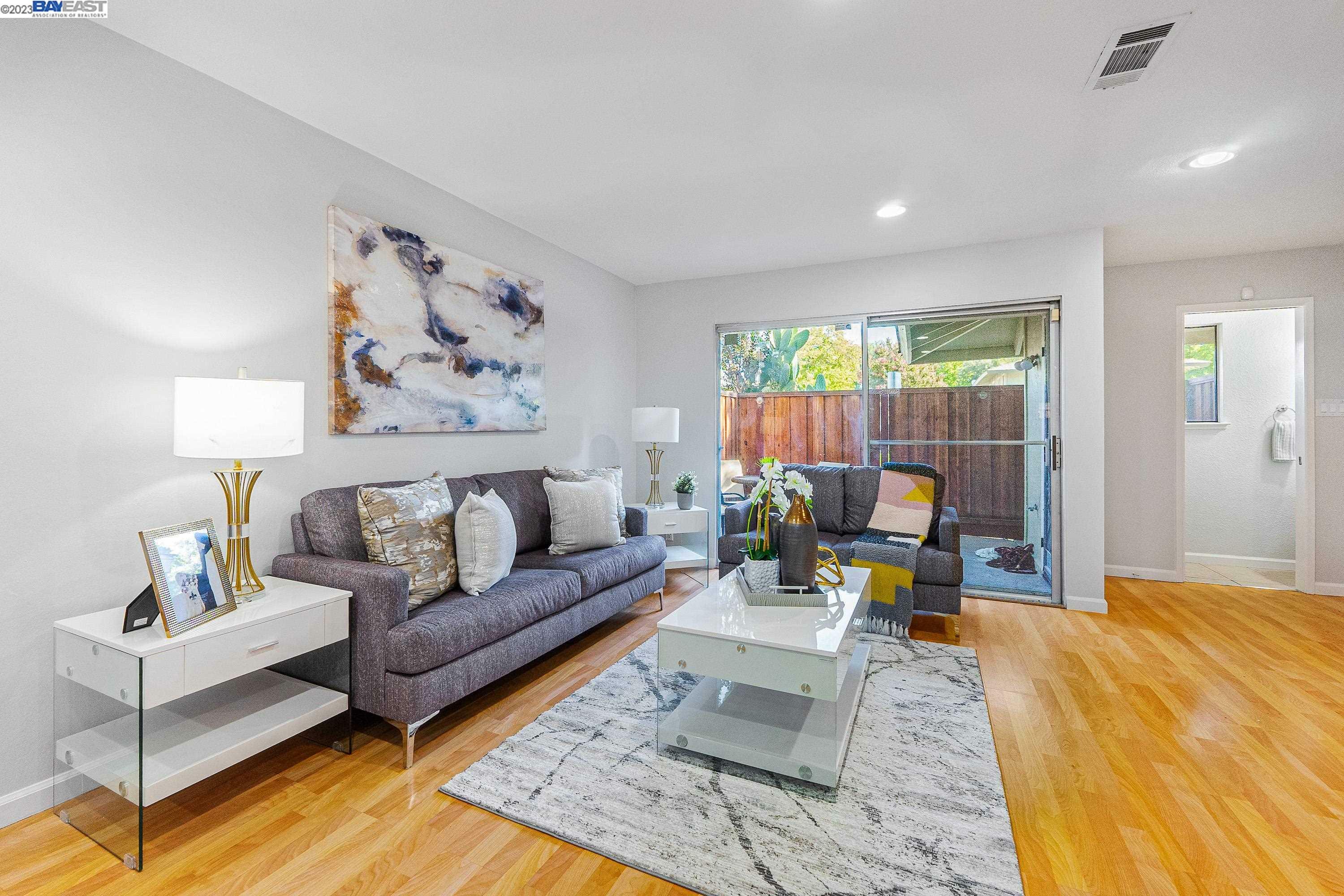 Property Photo: 5596 Hemlock Ter CA 94538