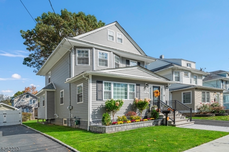 Property Photo:  323 Pershing Ave  NJ 07204 