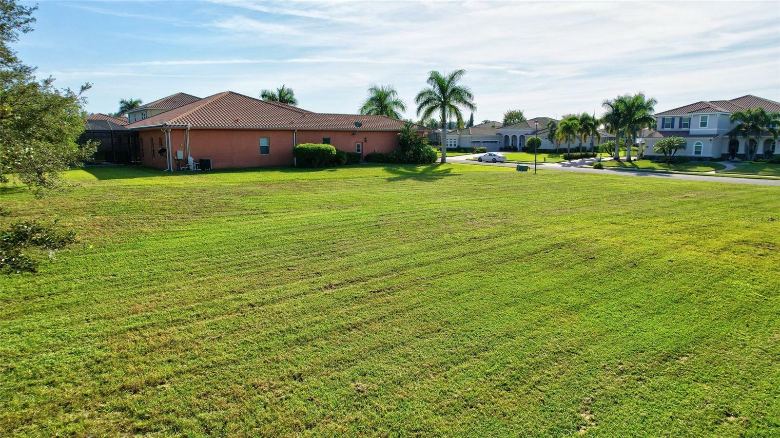 Property Photo: 107 172nd Street E FL 34212