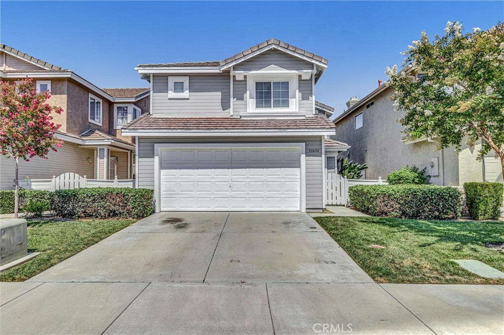 Property Photo: 31654 Heather Way CA 92592