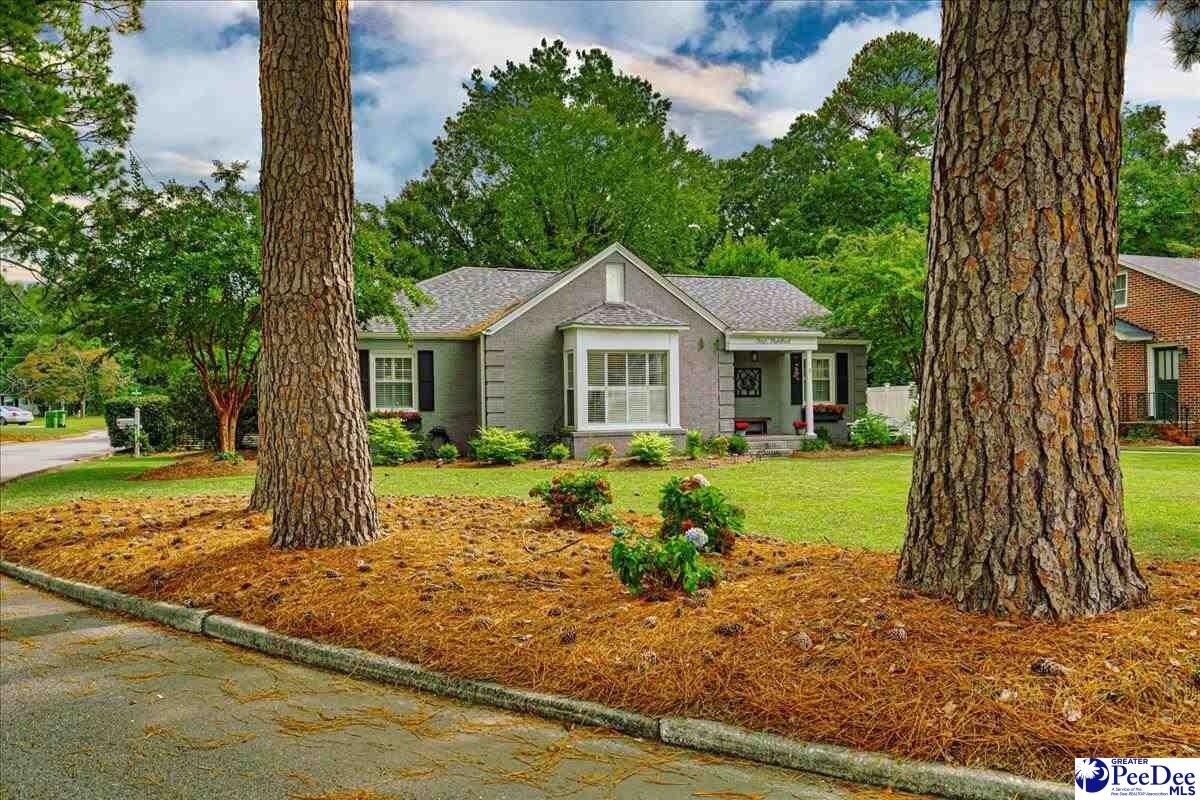 Property Photo: 400 Lafayette Circle SC 29501